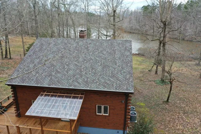 CertainTeed-Presidential-IR-Weathered-Wood-Cedar-Grove-9-1024x682-640w