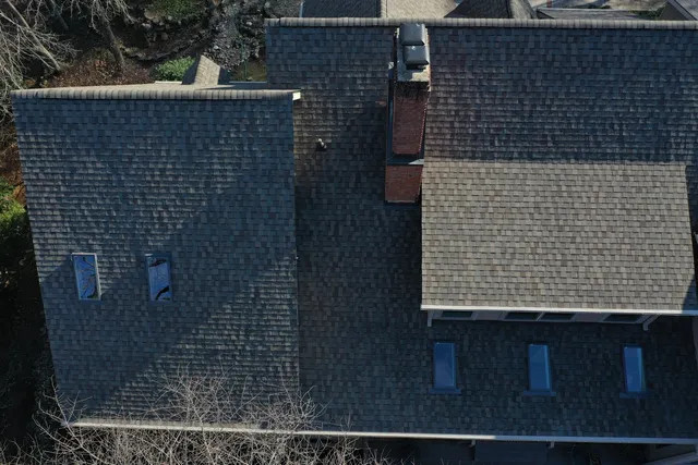 Landmark+Pro+Weathered+Wood+Governors+Club-640w