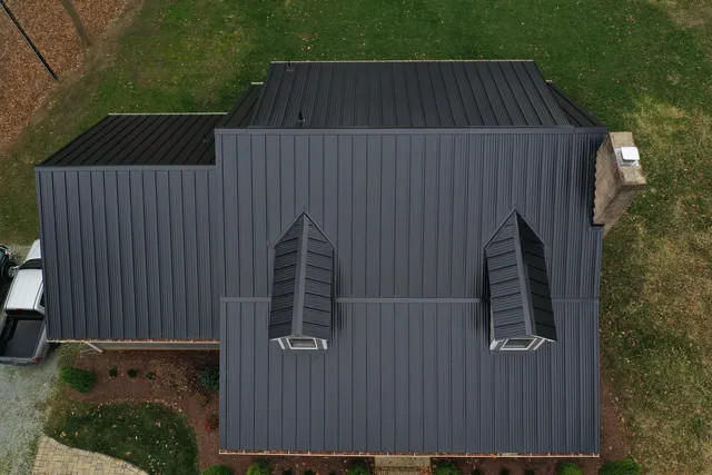 Standing+Seam+Black+Hillsborough+8-640w